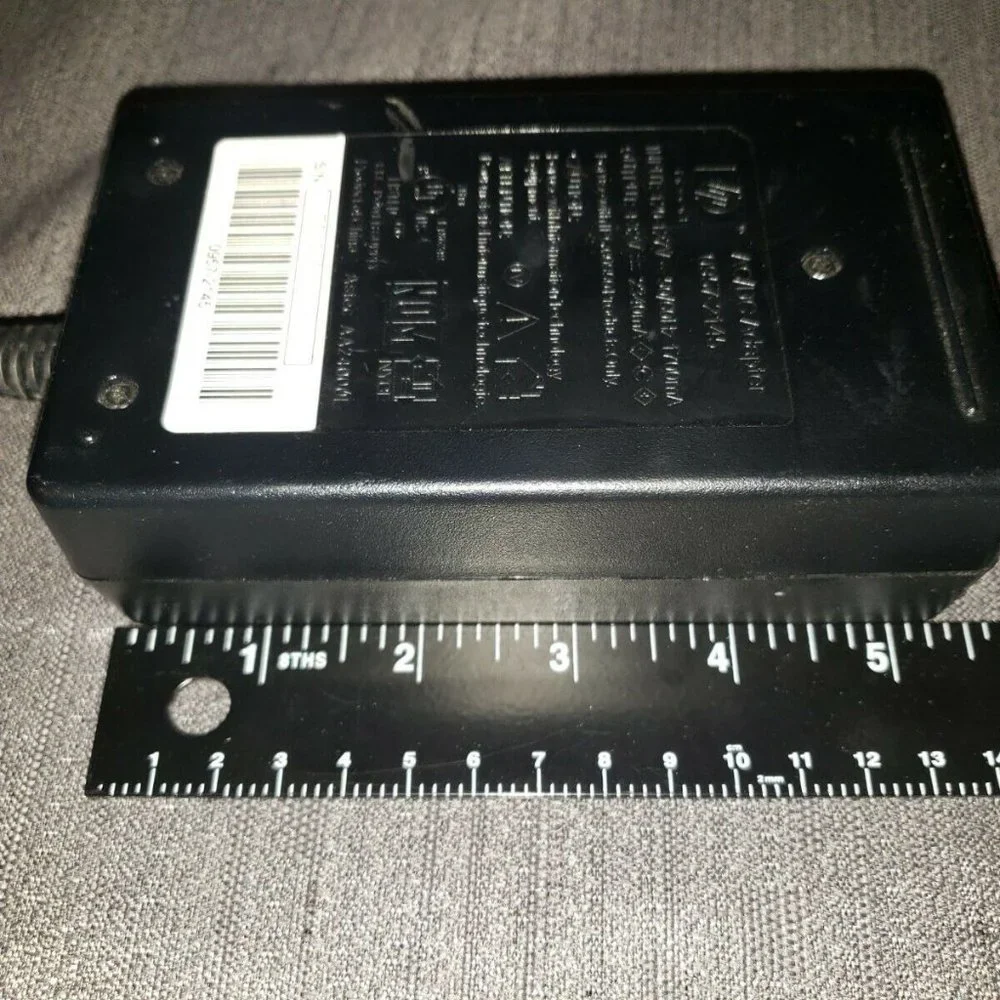 HP AC/DC ADAPTER INPUT 120-127V OUTPUT 32V-2340mA MODEL 0957-2145 21LC16
